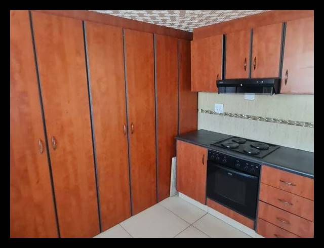 2 BEDROOM PROPERTY TO RENT IN GREENBURY